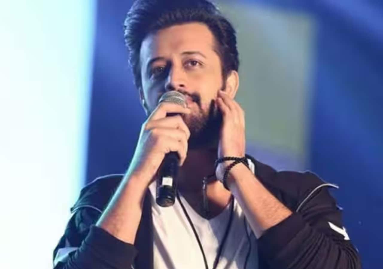 Pakistani singer Atif Aslam to make his Bollywood comeback after 7 years with THIS movie