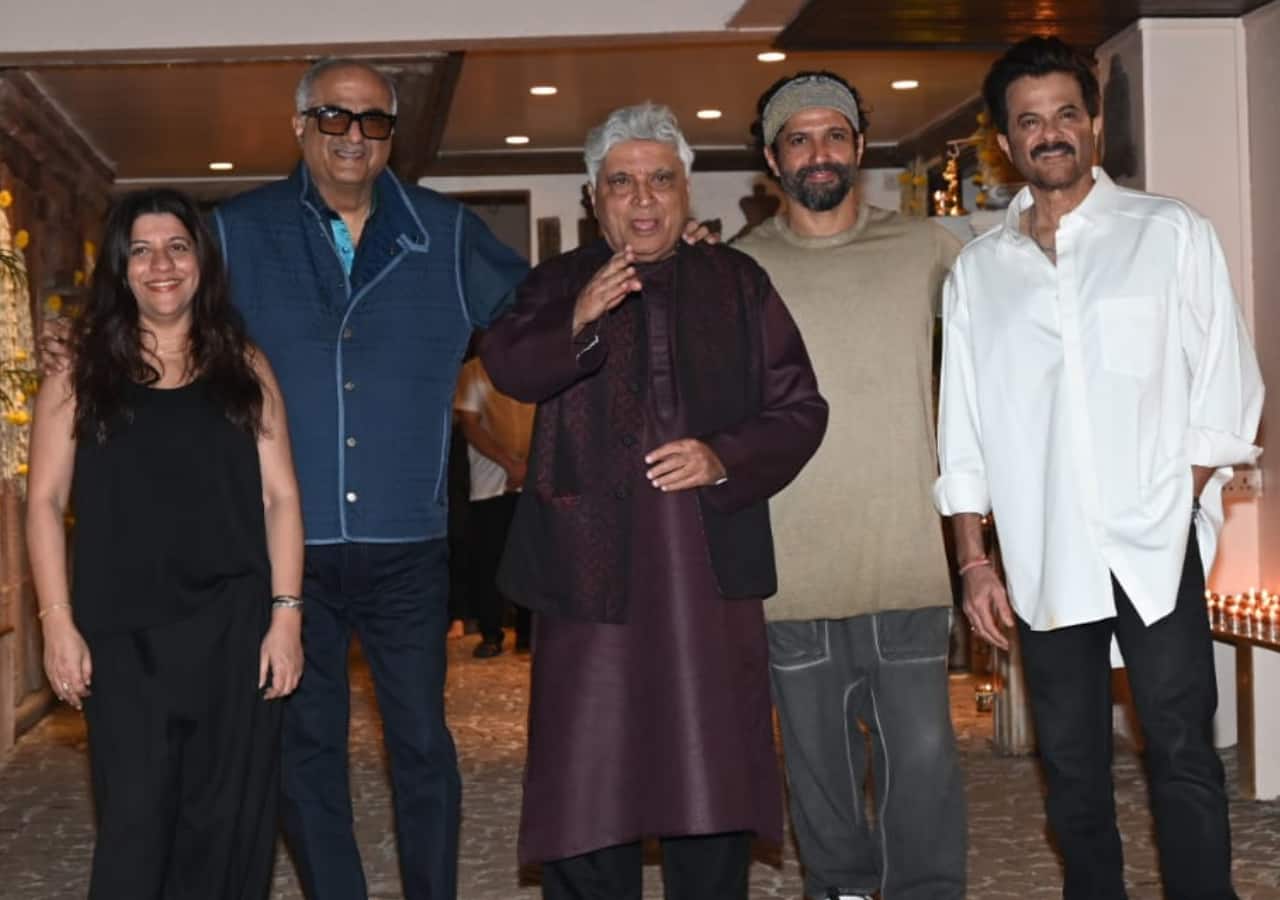 Javed Akhtar gets irritated after paps yell while asking him to pose during birthday dinner; tells them