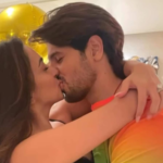 Kiara Advani shares a passionate kiss with Sidharth Malhotra to wish him on his birthday [Watch]