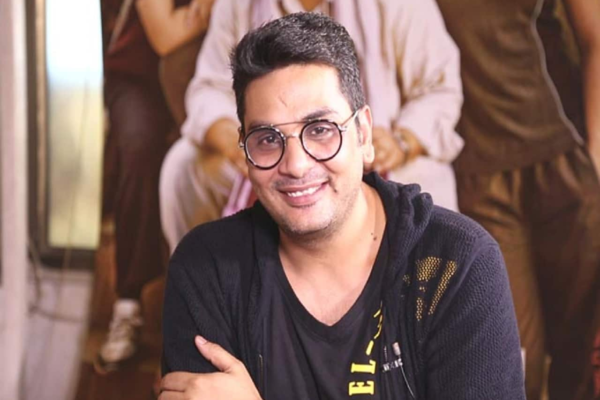 Mukesh Chhabra lashes out at actors desperate to make contacts by attending funerals; ‘It’s frustrating to see people speak in such situations’