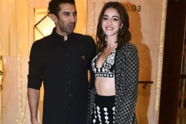 Amid break-up reports with Aditya Roy Kapur, Ananya Panday REVEALS why she cannot leave her house