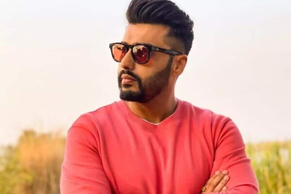 Arjun Kapoor salutes 10 year old viral Delhi boy selling rolls post his father