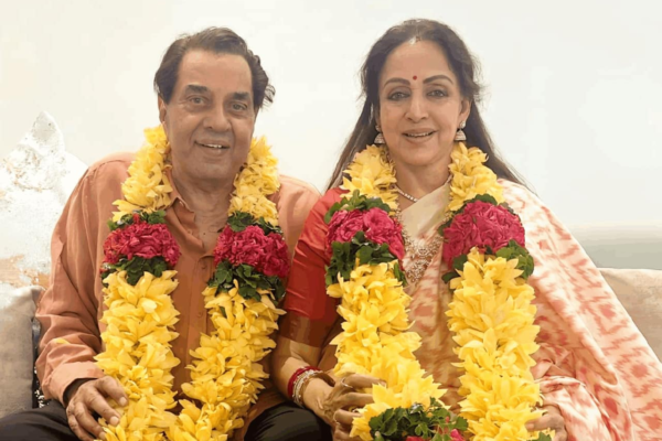 Dharmendra, Hema Malini renewed their vows on 44th wedding anniversary? Esha Deol joins parents on special occasion [VIEW PICS]